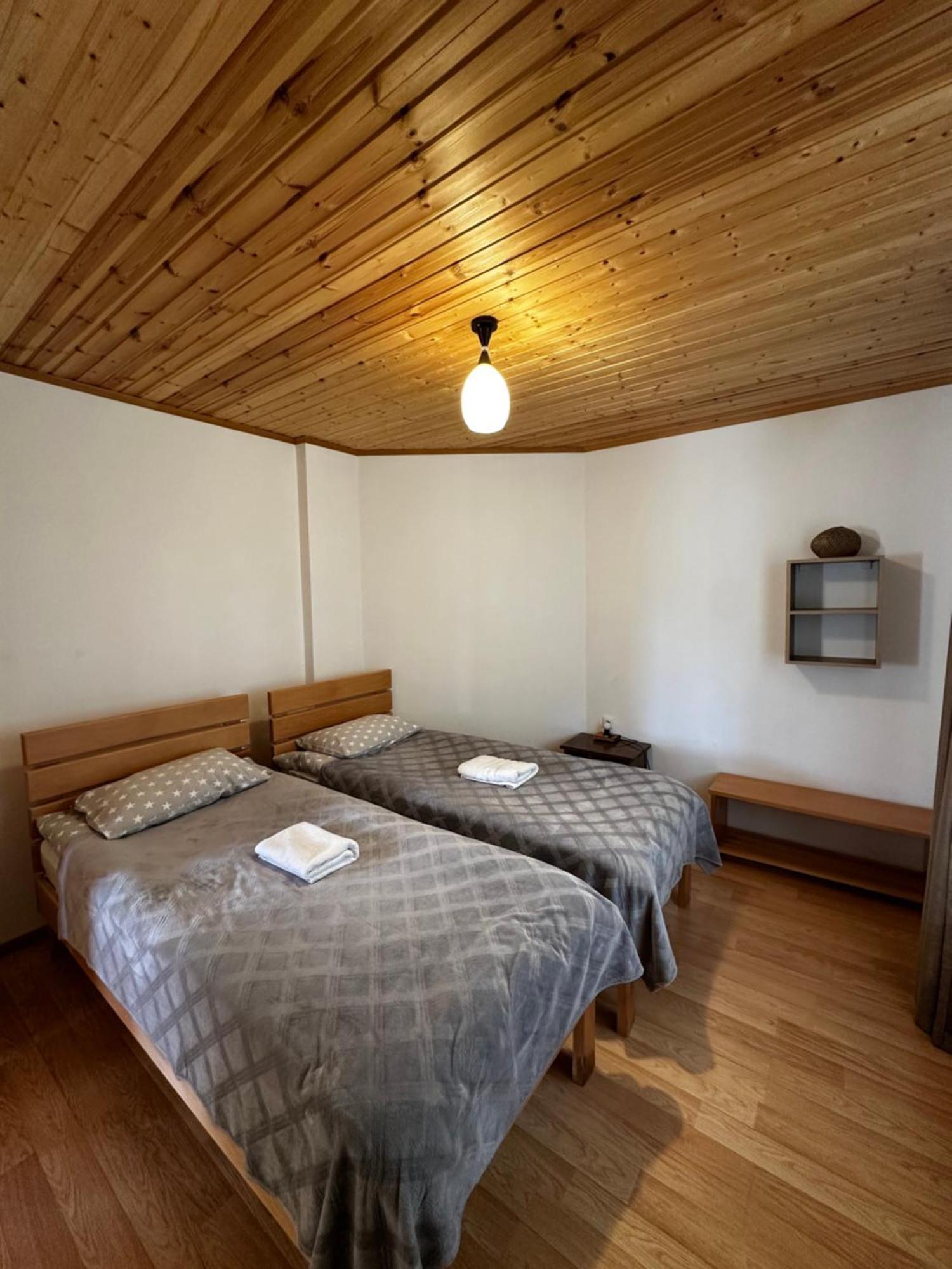 Guest House Victor Zhabeshi Esterno foto