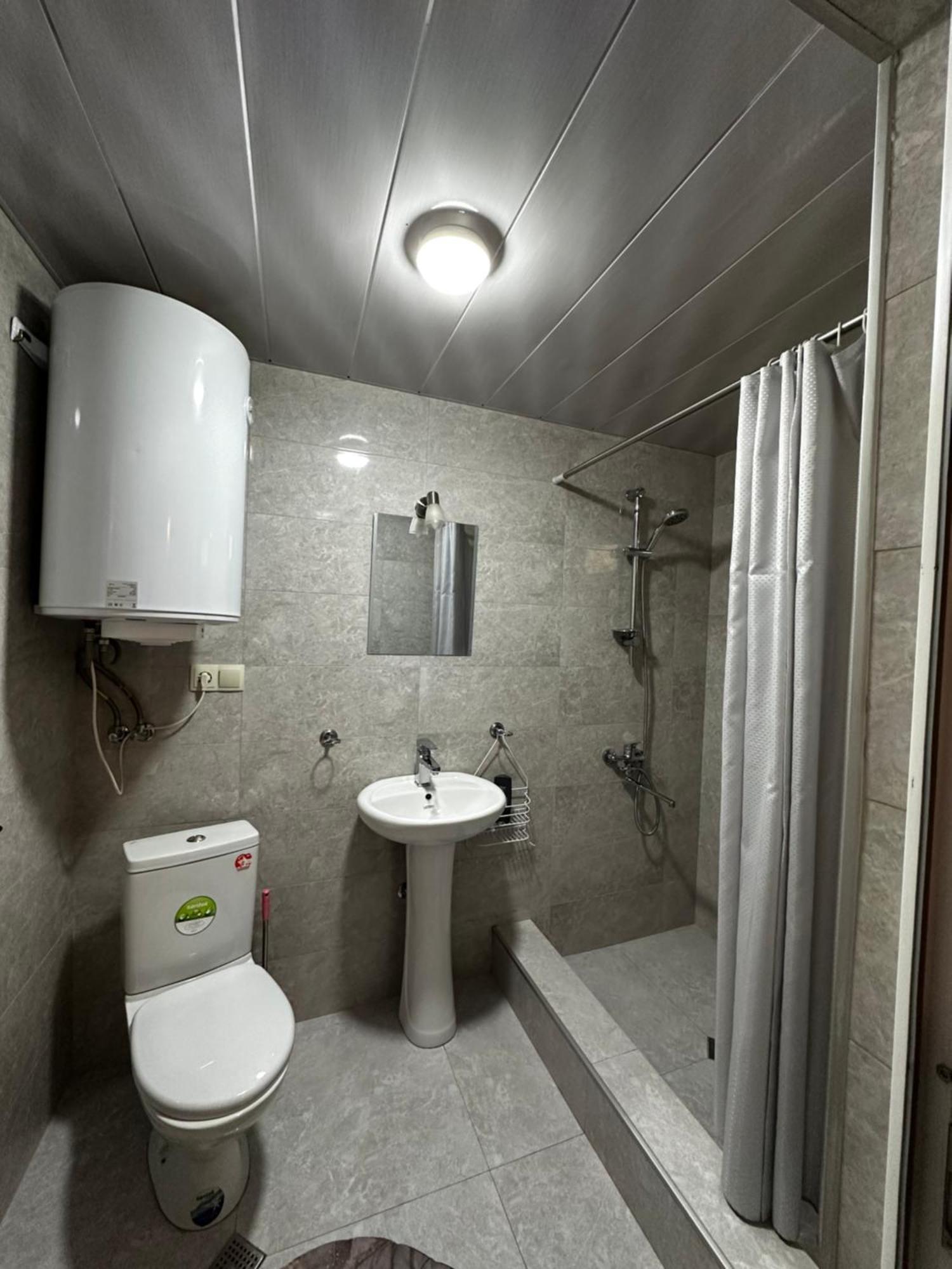 Guest House Victor Zhabeshi Esterno foto