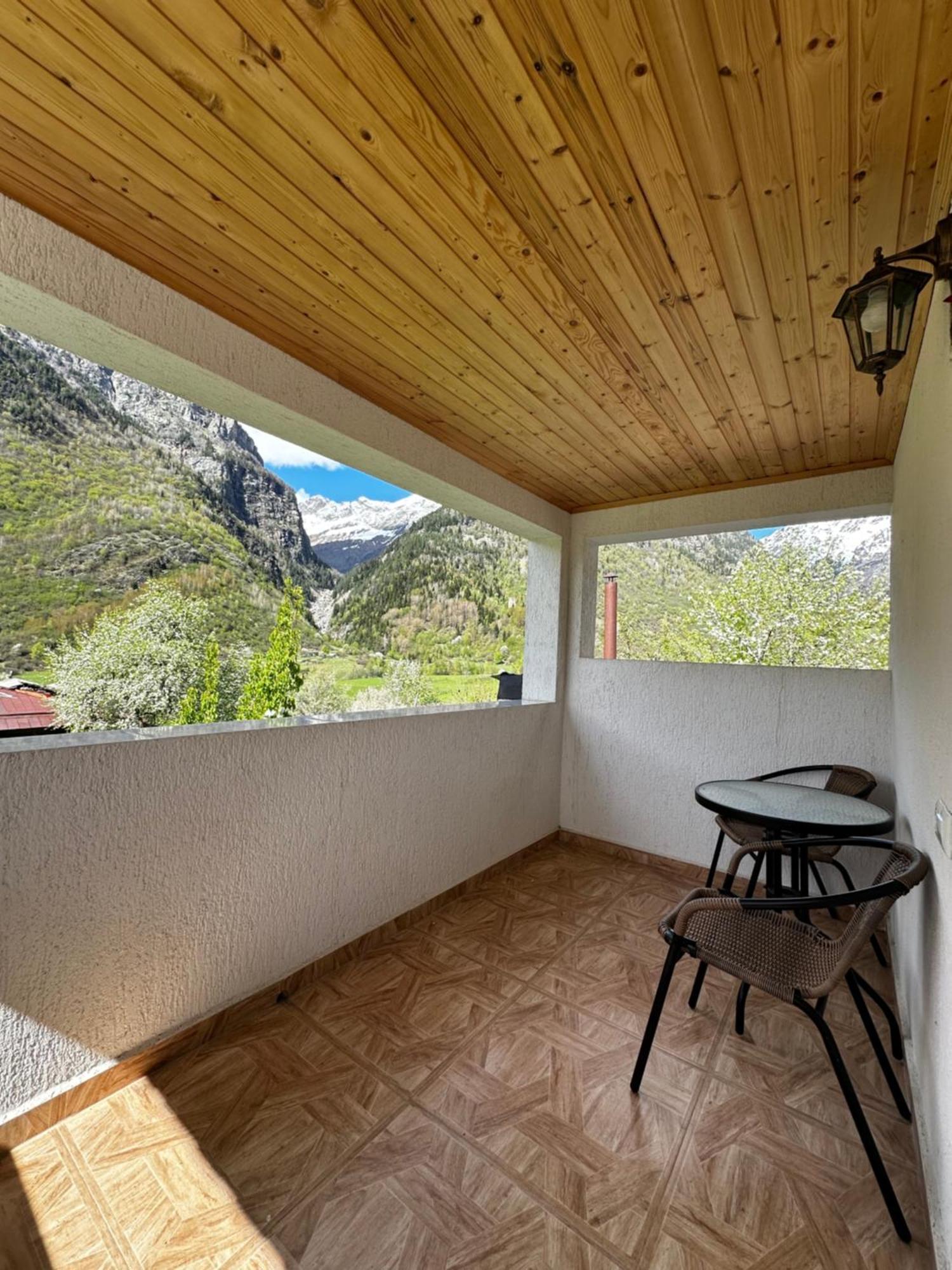 Guest House Victor Zhabeshi Esterno foto